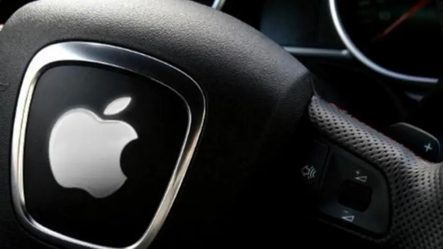 Apple da il via alla guida autonoma
